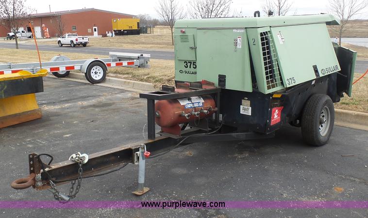 image for item BI9211 Sullair 375 air compressor