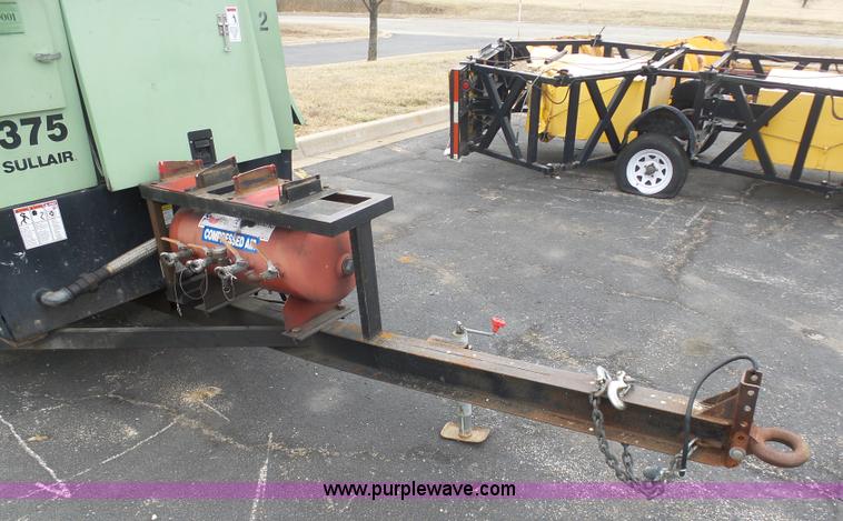 image for item BI9211 Sullair 375 air compressor