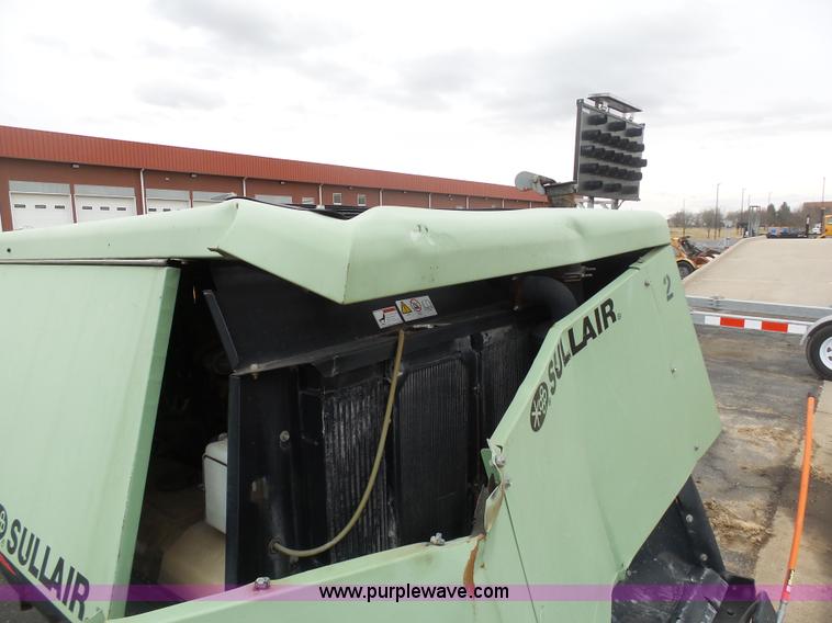 image for item BI9211 Sullair 375 air compressor