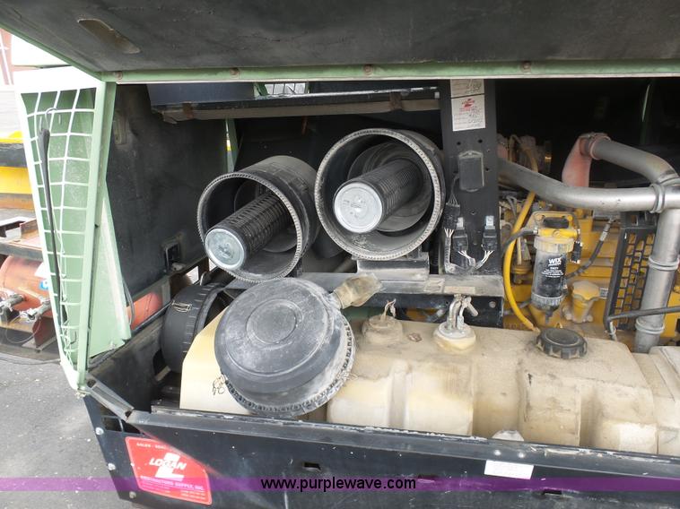 image for item BI9211 Sullair 375 air compressor