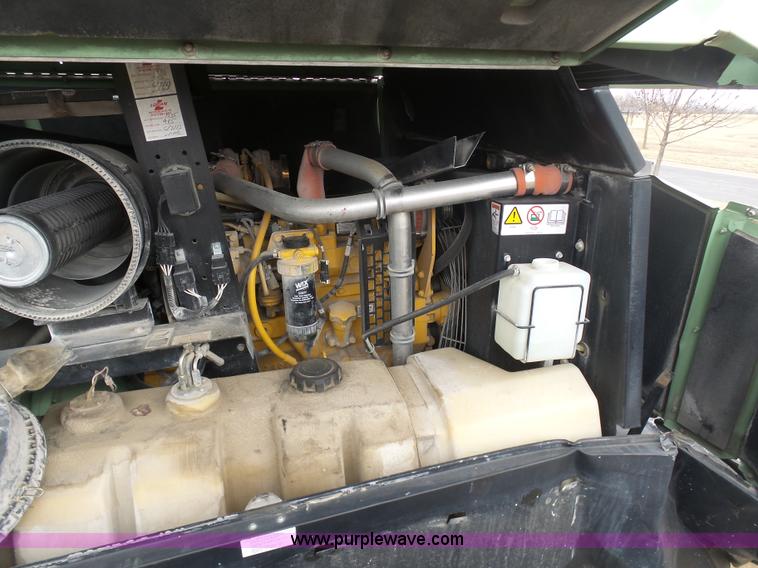 image for item BI9211 Sullair 375 air compressor