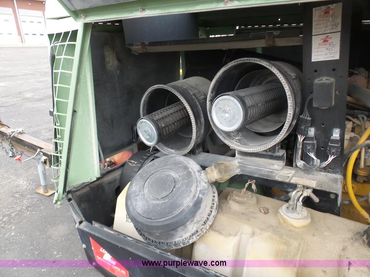 image for item BI9211 Sullair 375 air compressor