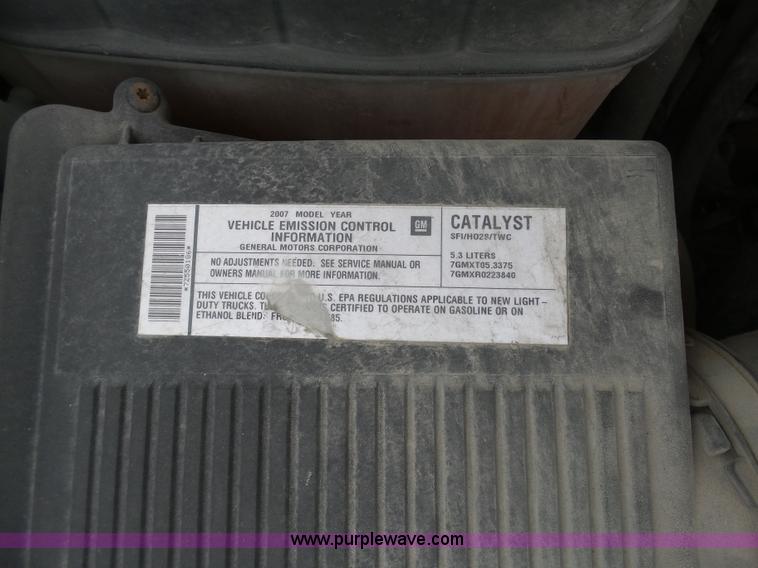 image for item BI9214 2007 Chevrolet Silverado 1500 pickup truck