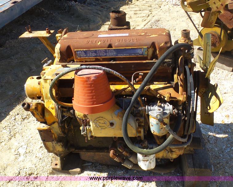 image for item BI9224 (2) Detroit Diesel four cylinder diesel engines