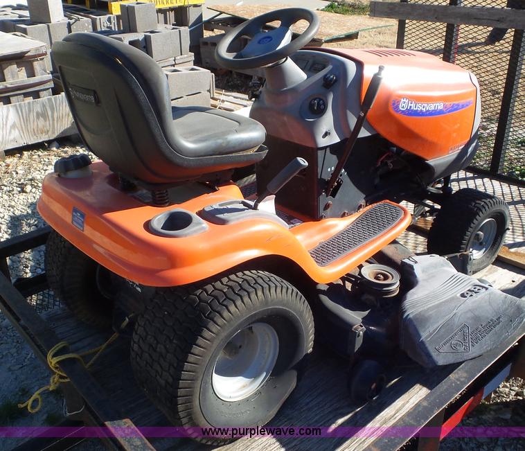 image for item CD9844 Husqvarna YTH2148 lawn mower