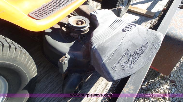 image for item CD9844 Husqvarna YTH2148 lawn mower