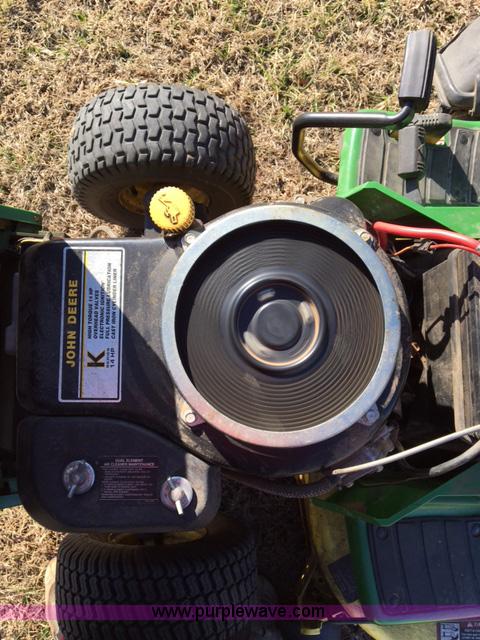 image for item F1187 John Deere LX176 lawn mower