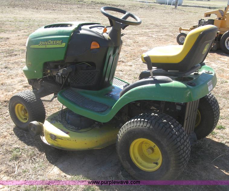 image for item J2878 John Deere L100 lawn mower