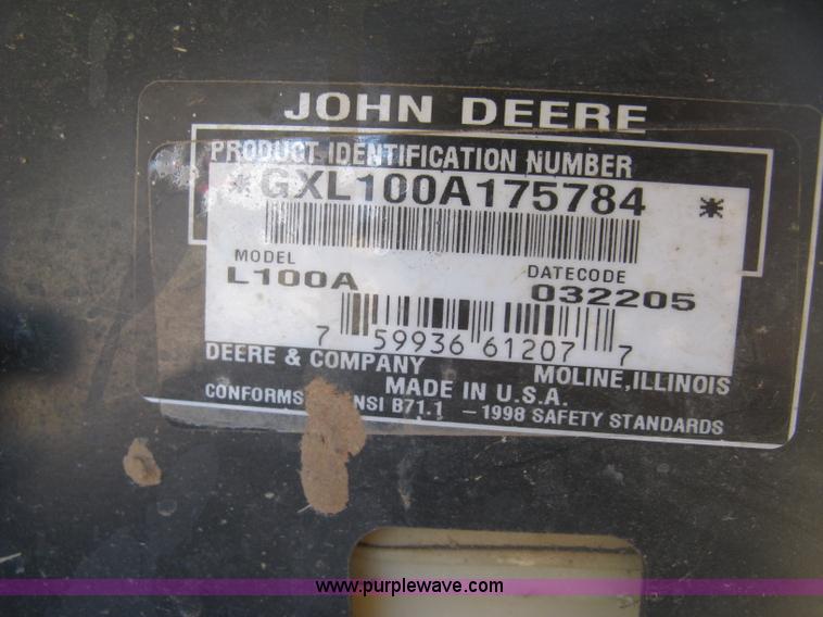 image for item J2878 John Deere L100 lawn mower