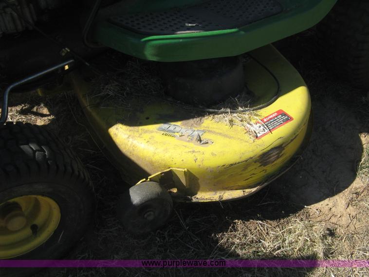 image for item J2878 John Deere L100 lawn mower