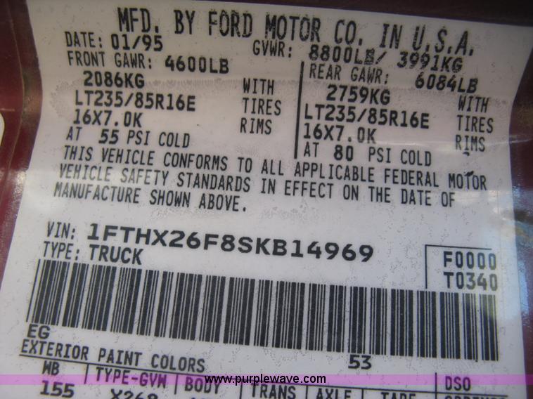 image for item J2882 1995 Ford F250 HD XLT SuperCab flatbed pickup truck