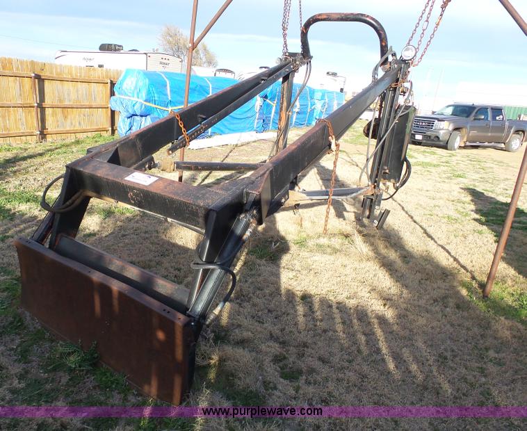 image for item J6208 Farm Hand F11 loader