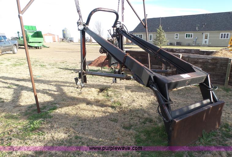image for item J6208 Farm Hand F11 loader