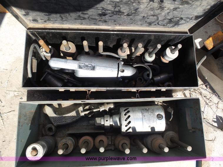 image for item J6213 Assorted tools