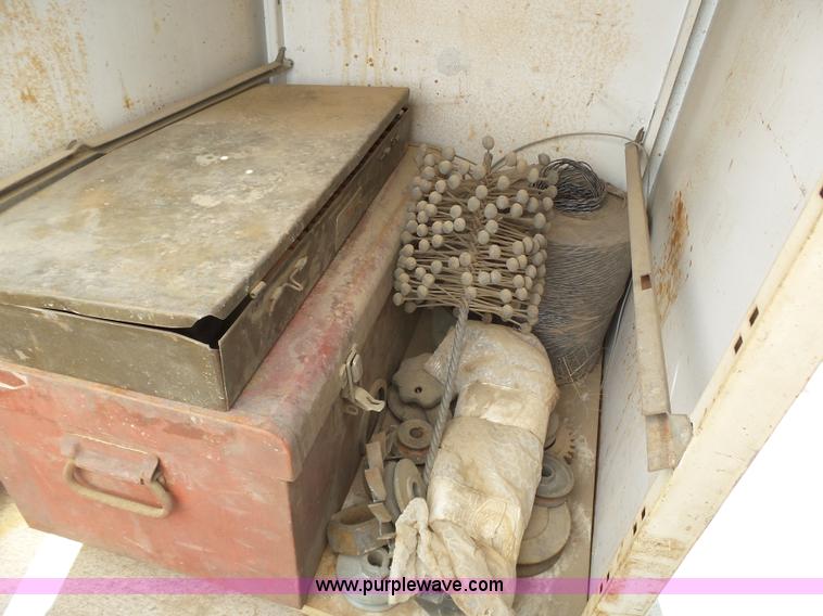 image for item J6213 Assorted tools