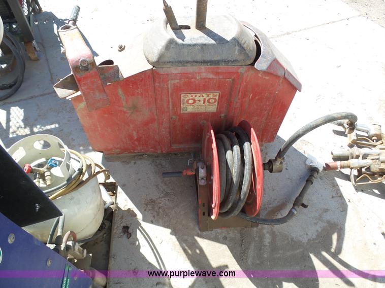 image for item J6213 Assorted tools