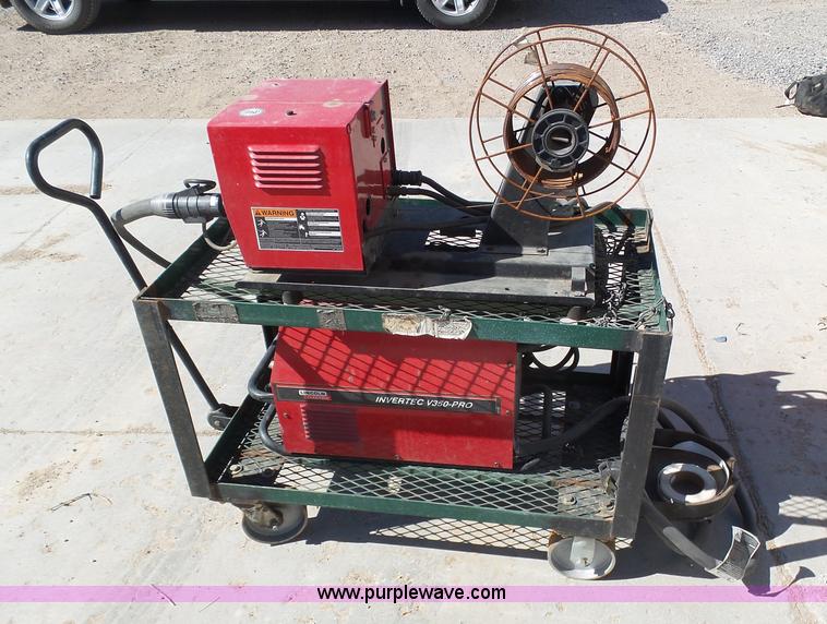 image for item J6213 Assorted tools