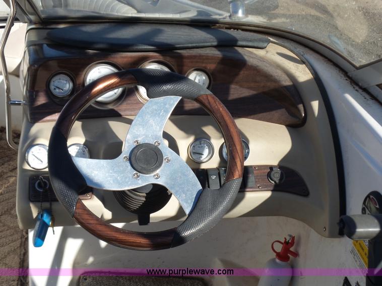 image for item J7574 2007 Glastron GXL-205 boat