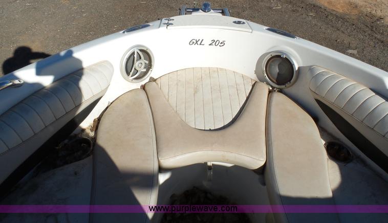 image for item J7574 2007 Glastron GXL-205 boat