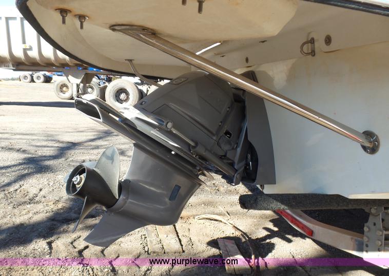 image for item J7574 2007 Glastron GXL-205 boat