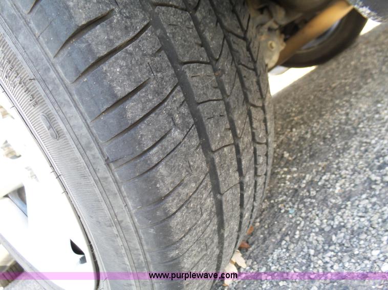 image for item J7669 2008 Dodge Charger SE