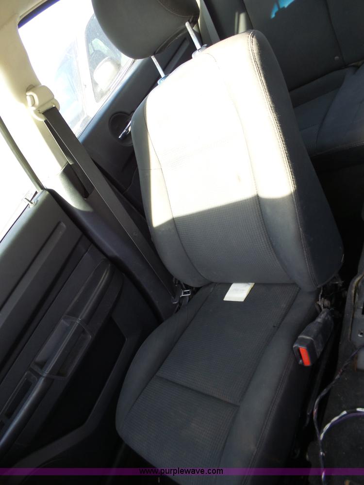 image for item J7669 2008 Dodge Charger SE