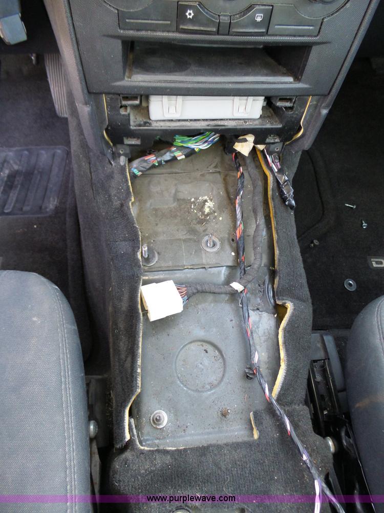 image for item J7669 2008 Dodge Charger SE