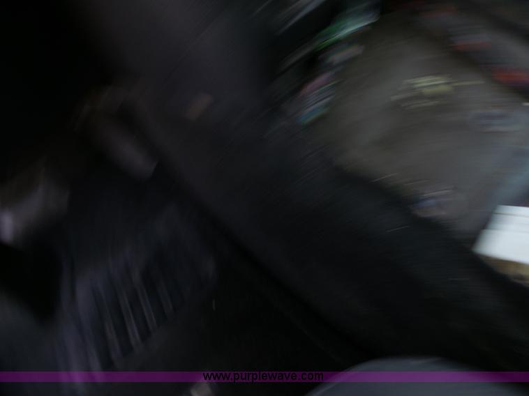 image for item J7669 2008 Dodge Charger SE