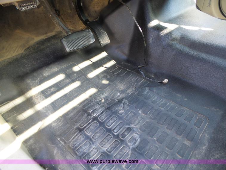 image for item J7686 2009 Ford F250 Super Duty pickup truck