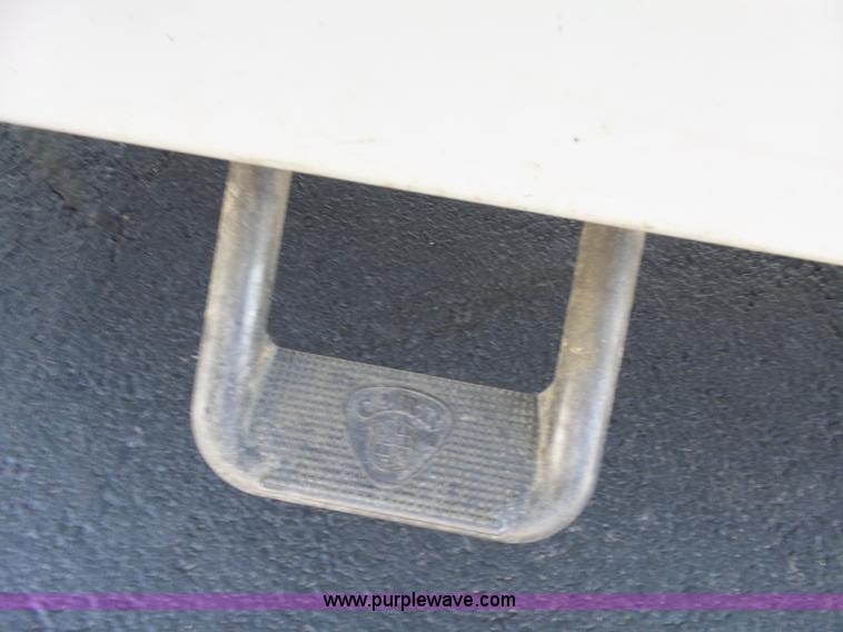 image for item J7686 2009 Ford F250 Super Duty pickup truck