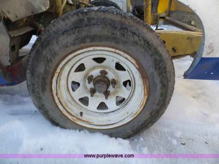 image for item J8816 1985 Buick Regal race car frame