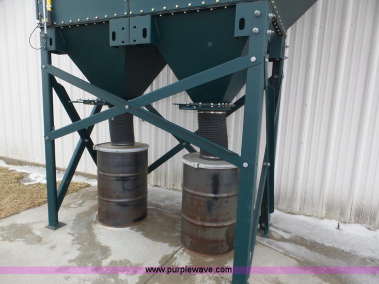 image for item J8844 2011 Camfill Gold Series Farr smoke extraction system