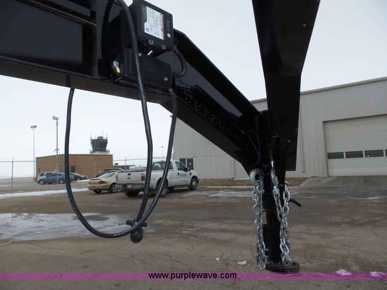 image for item J8846 2014 Titan equipment trailer