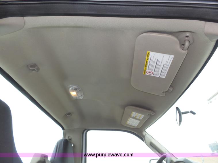 image for item J8847 2008 Ford F350 Super Duty XLT pickup truck