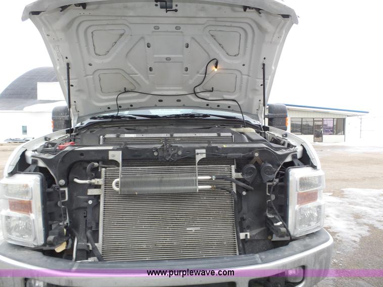 image for item J8847 2008 Ford F350 Super Duty XLT pickup truck