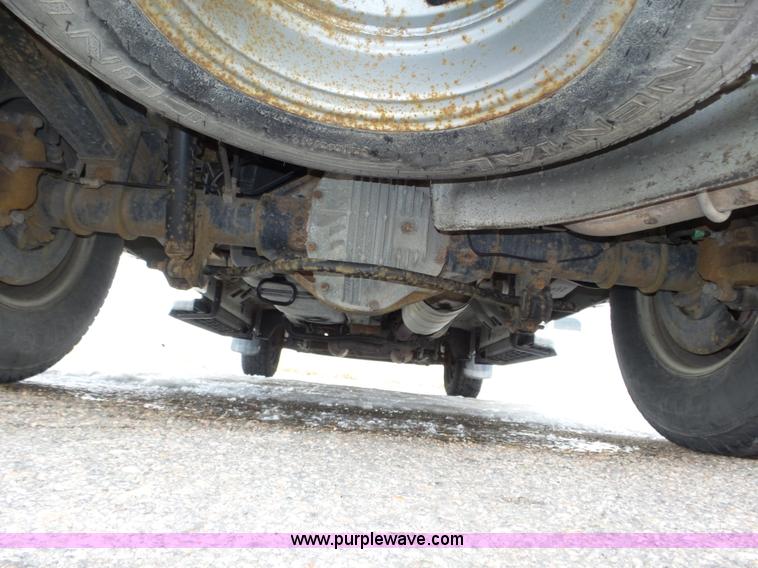 image for item J8847 2008 Ford F350 Super Duty XLT pickup truck