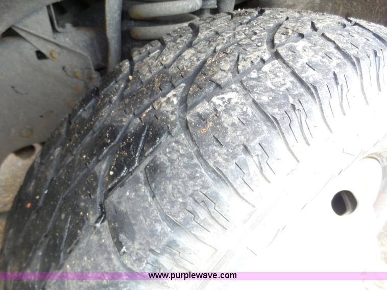 image for item J8847 2008 Ford F350 Super Duty XLT pickup truck