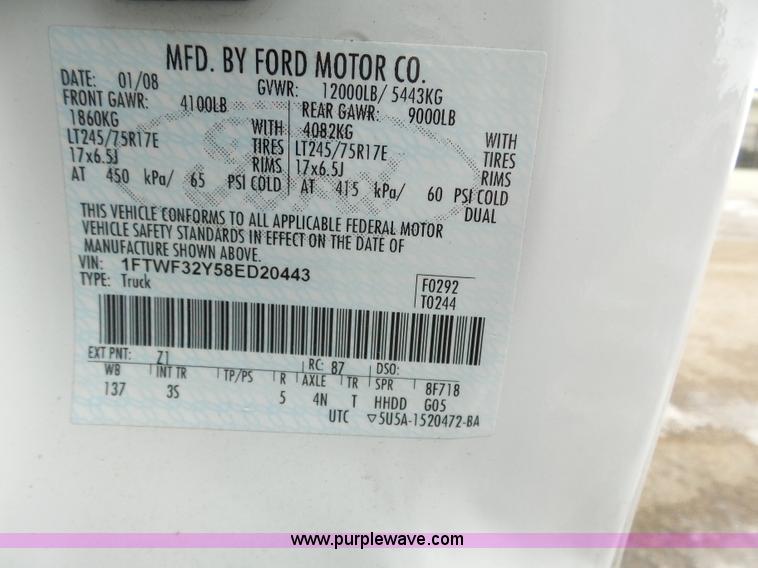 image for item J8847 2008 Ford F350 Super Duty XLT pickup truck