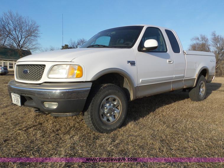 image for item J8894 2000 Ford F150 XLT 7700 SuperCab pickup truck