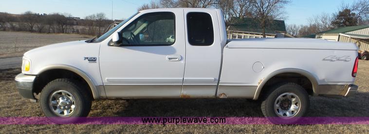 image for item J8894 2000 Ford F150 XLT 7700 SuperCab pickup truck