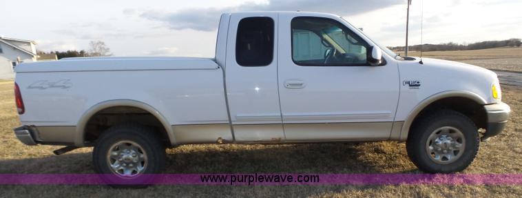 image for item J8894 2000 Ford F150 XLT 7700 SuperCab pickup truck