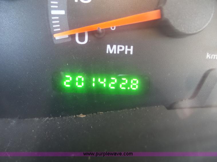 image for item J8894 2000 Ford F150 XLT 7700 SuperCab pickup truck