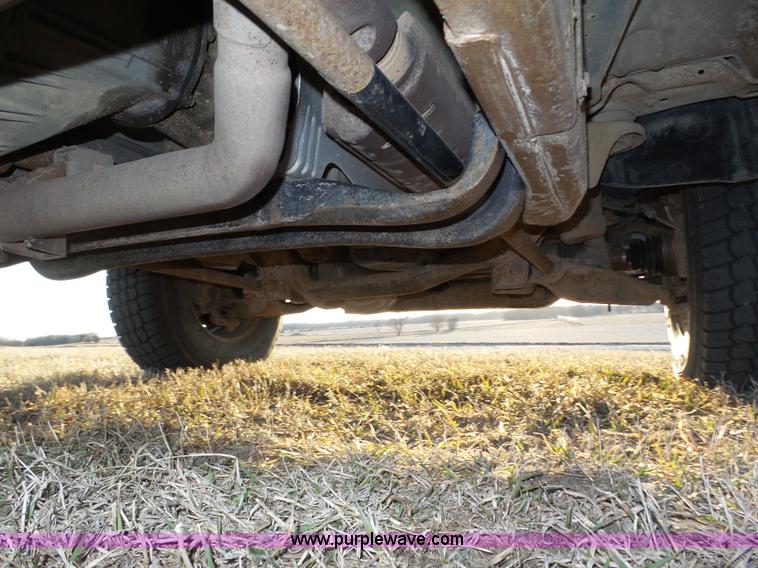 image for item J8894 2000 Ford F150 XLT 7700 SuperCab pickup truck