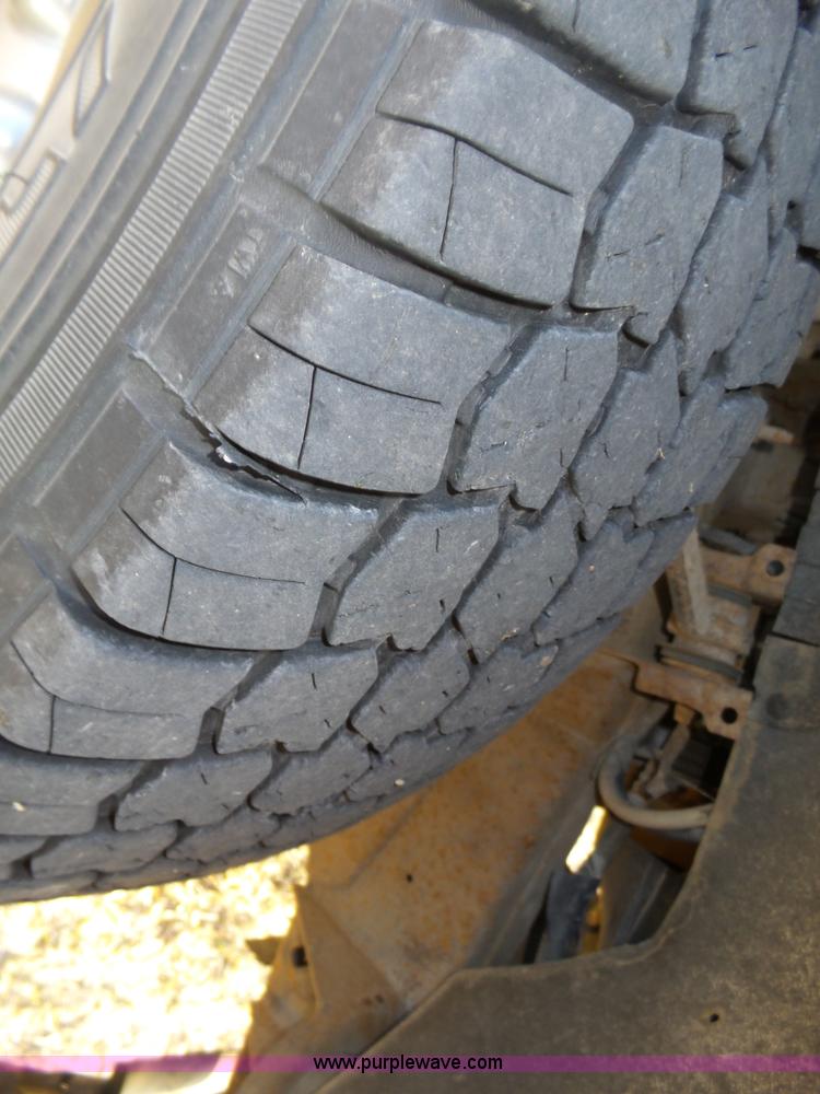 image for item J8894 2000 Ford F150 XLT 7700 SuperCab pickup truck