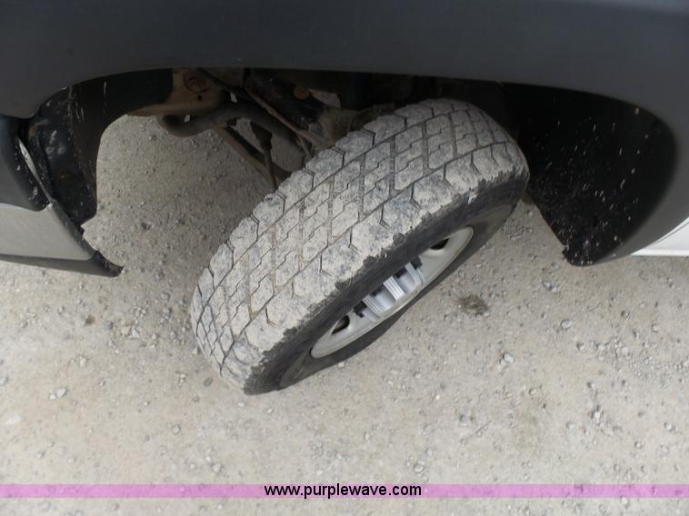 image for item K4259 2007 Chevrolet Silverado 2500 pickup truck