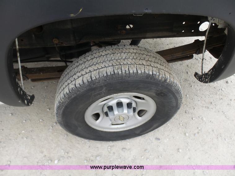 image for item K4259 2007 Chevrolet Silverado 2500 pickup truck