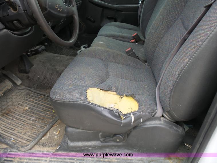 image for item K4259 2007 Chevrolet Silverado 2500 pickup truck