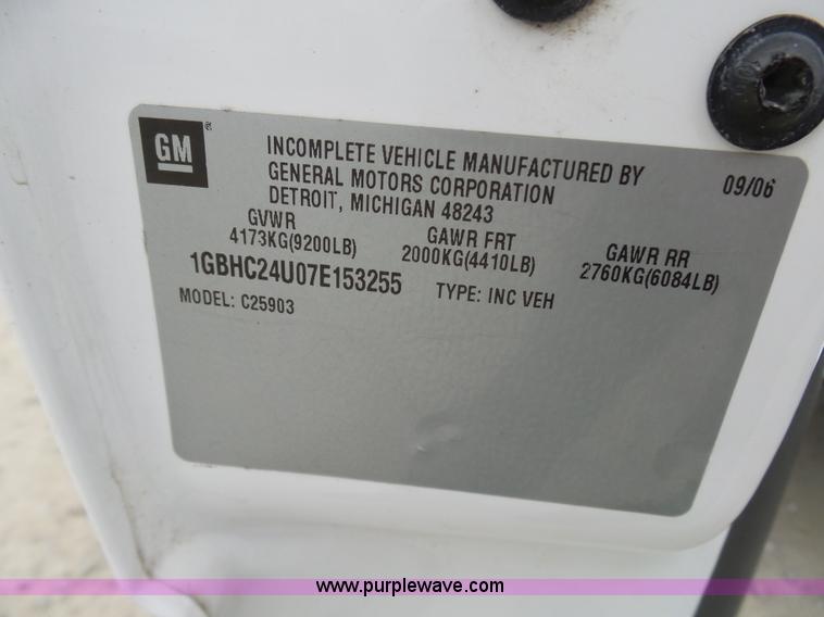 image for item K4259 2007 Chevrolet Silverado 2500 pickup truck