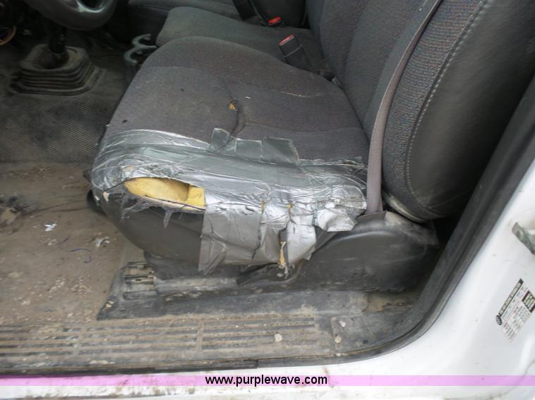 image for item K4260 2005 Chevrolet Silverado 2500HD pickup truck