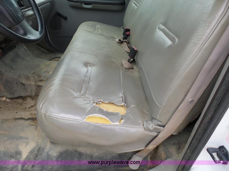 image for item K4266 1999 Ford F350 Super Duty XL flatbed pickup truck